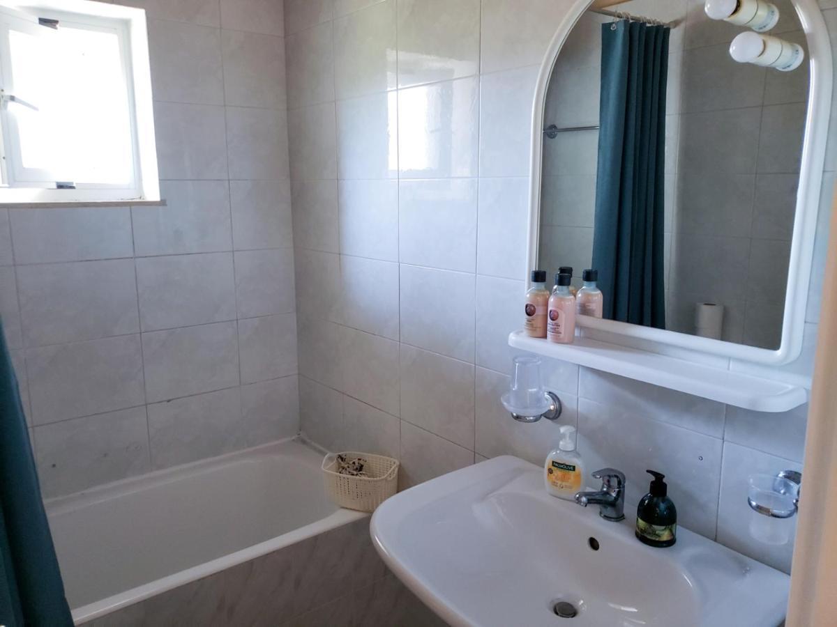 Malibu Studios & Apartments ラッシ エクステリア 写真