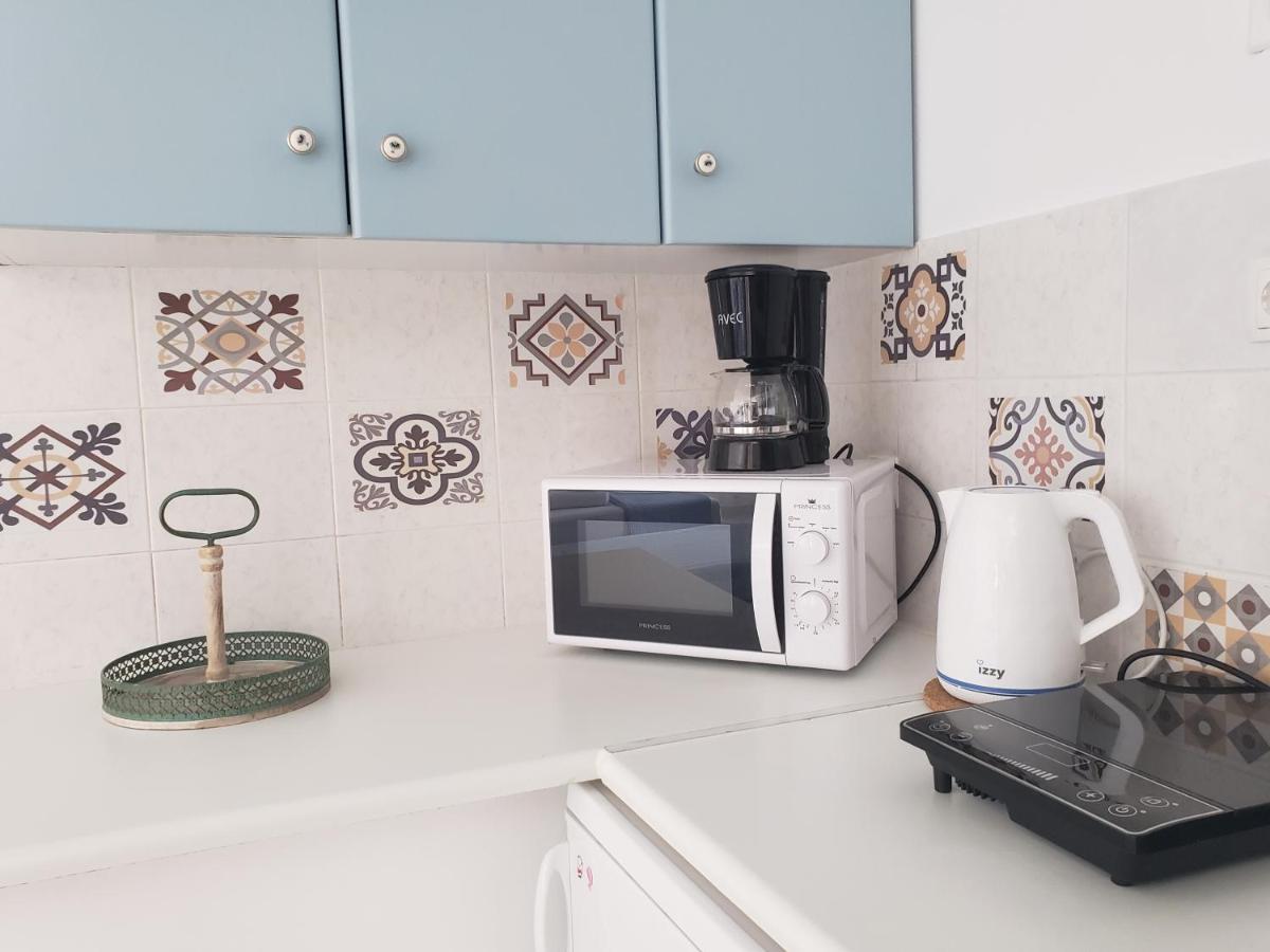 Malibu Studios & Apartments ラッシ エクステリア 写真