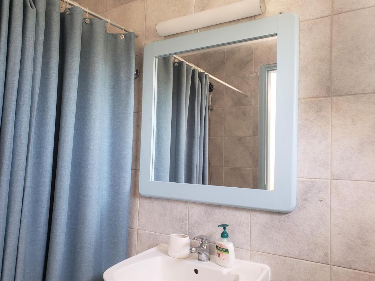 Malibu Studios & Apartments ラッシ エクステリア 写真