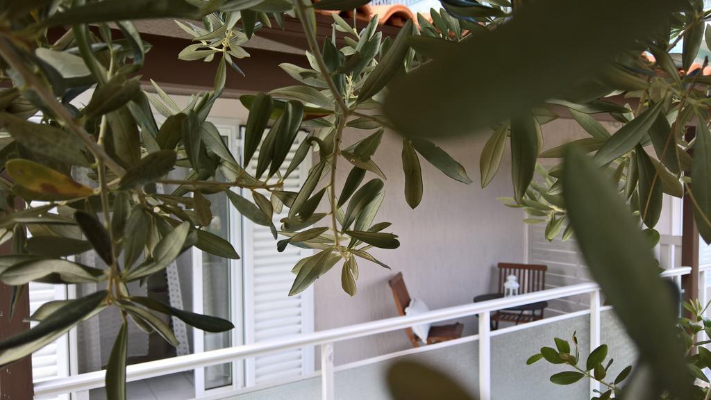 Malibu Studios & Apartments ラッシ エクステリア 写真